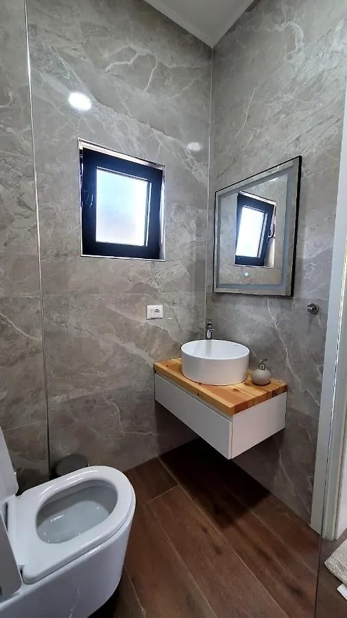 Sweet Home Himara